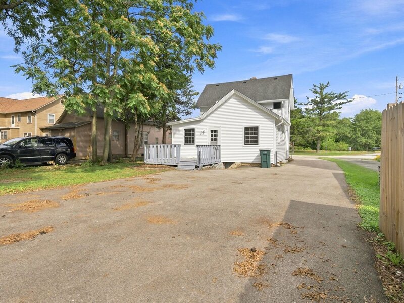 428 E Wilson Street Batavia IL 60510