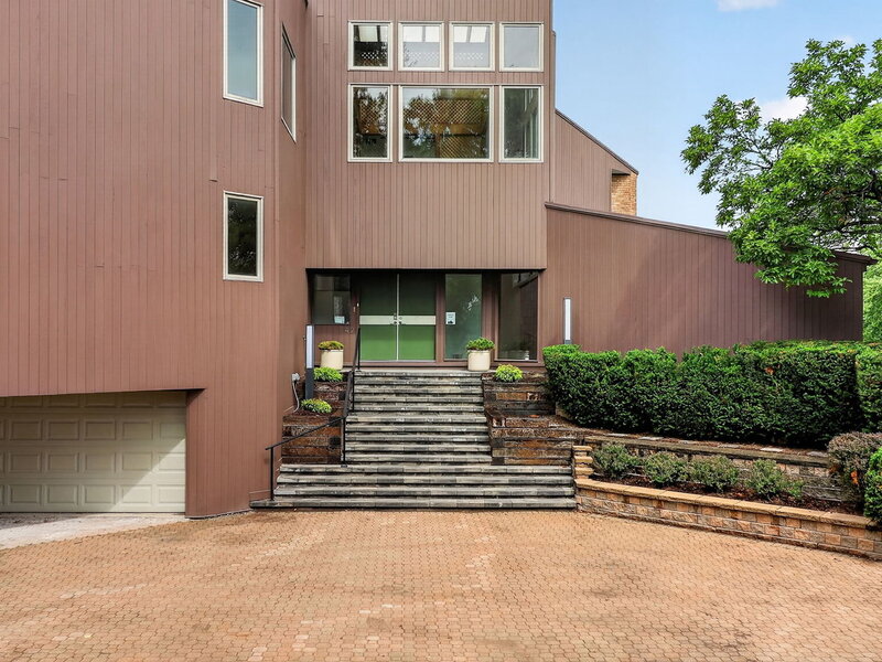 42 Royal Vale Drive Oak Brook IL 60523