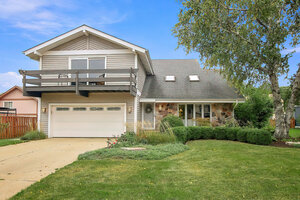 Photo of 658 Monterey Drive Crystal Lake IL 60014