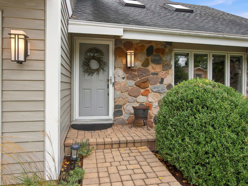 658 Monterey Drive Crystal Lake IL 60014