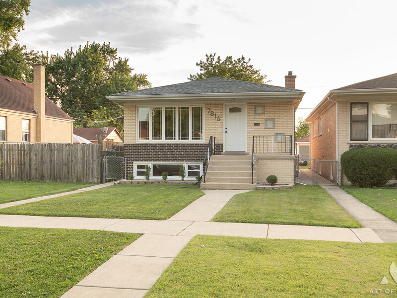 7816 Latrobe Avenue Burbank IL 60459