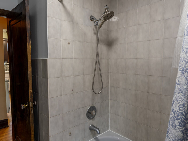 7047 26th Parkway Berwyn IL 60402