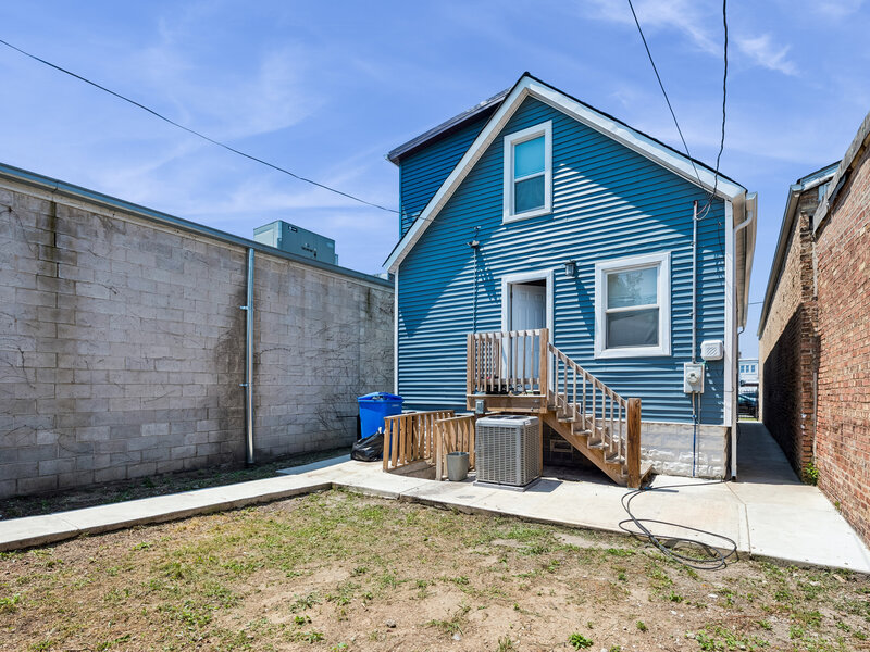 8243 S Halsted Street Chicago IL 60620