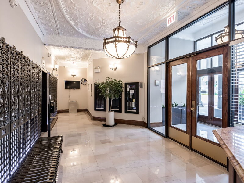 431 S Dearborn Street Chicago IL 60605