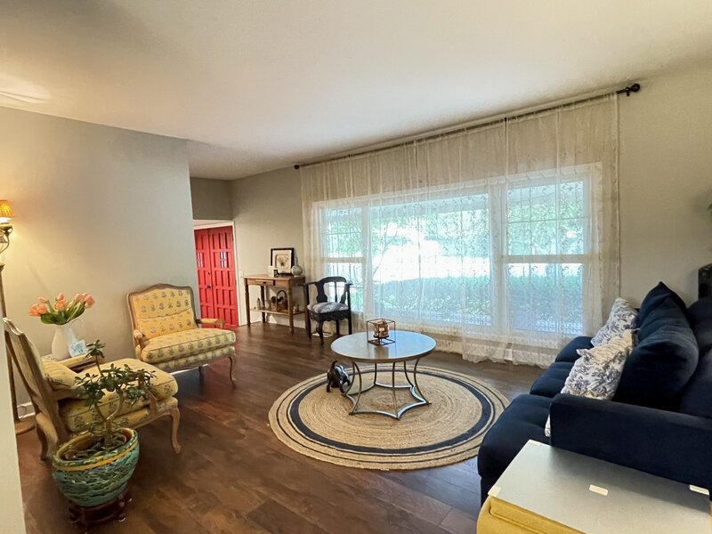 1039 Garfield Avenue Libertyville IL 60048