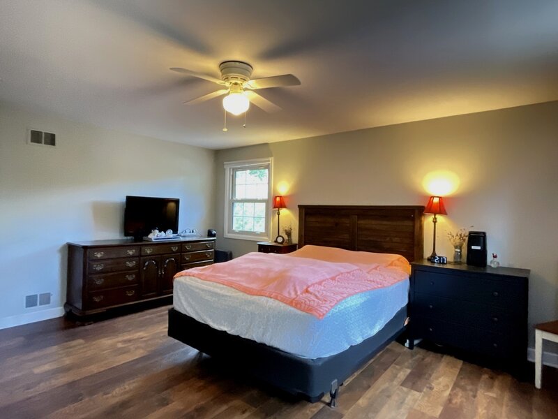 1039 Garfield Avenue Libertyville IL 60048