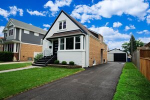 Photo of 3653 W 107th Street Chicago IL 60655