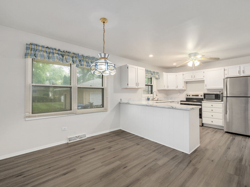 6705 Clarendon Hills Road Darien IL 60561