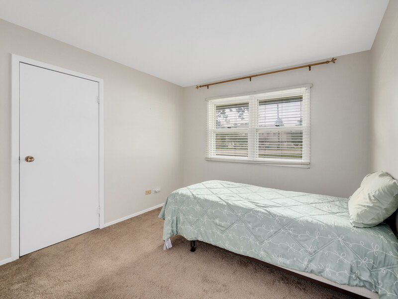 6705 Clarendon Hills Road Darien IL 60561