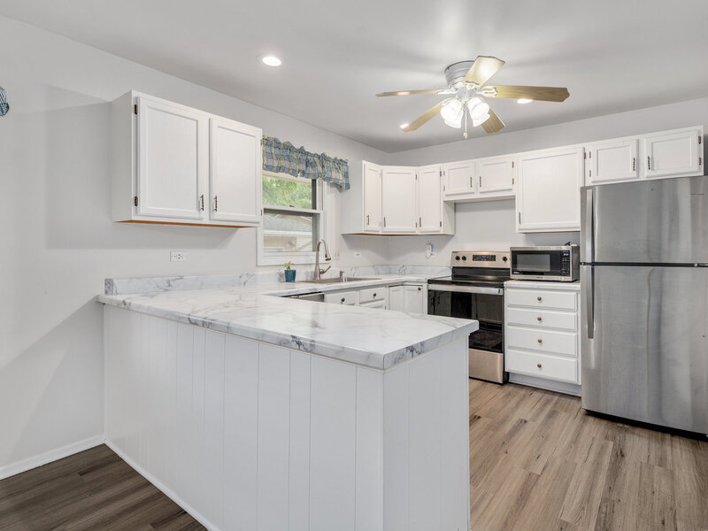 6705 Clarendon Hills Road Darien IL 60561