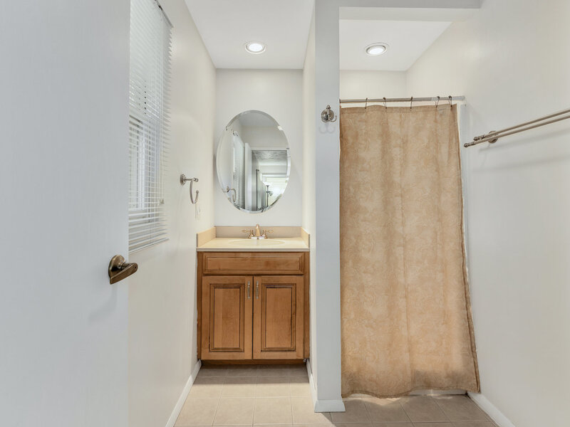 6705 Clarendon Hills Road Darien IL 60561