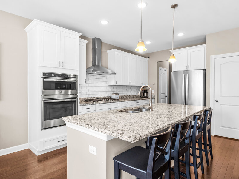 638 Riverbank Drive Geneva IL 60134