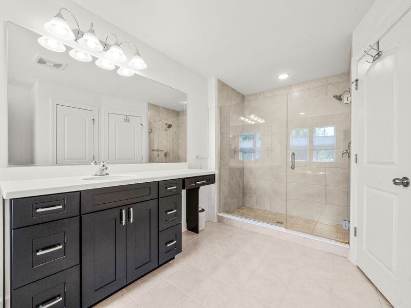 638 Riverbank Drive Geneva IL 60134