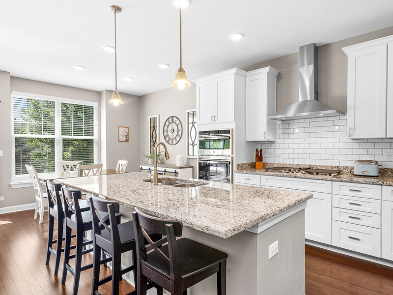 638 Riverbank Drive Geneva IL 60134