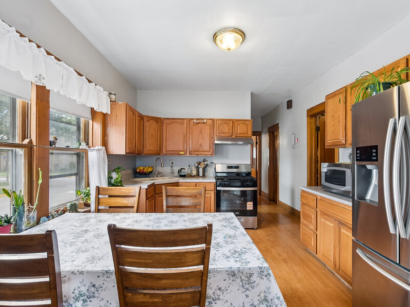 2347 Harvey Avenue Berwyn IL 60402