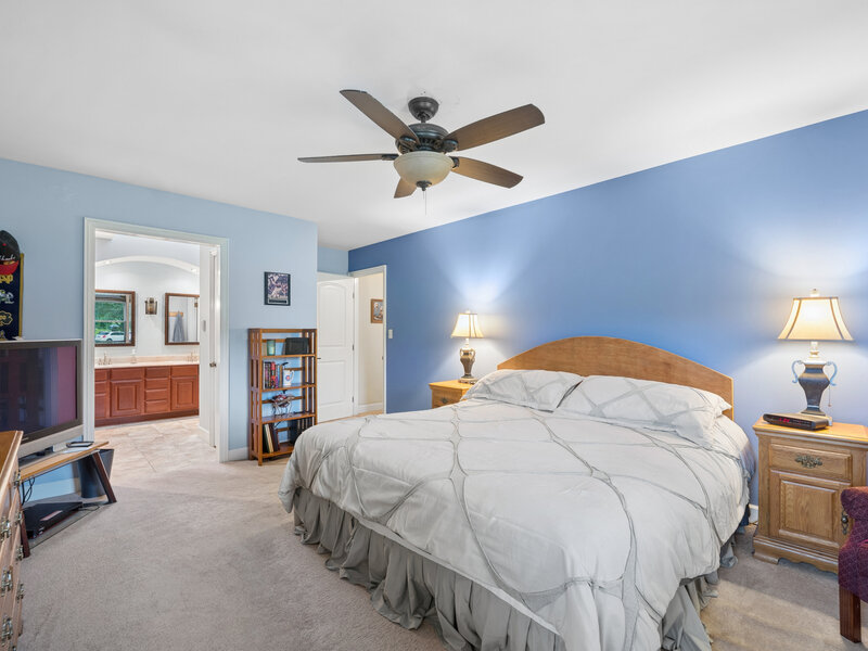 11 Howard Avenue Elgin IL 60124