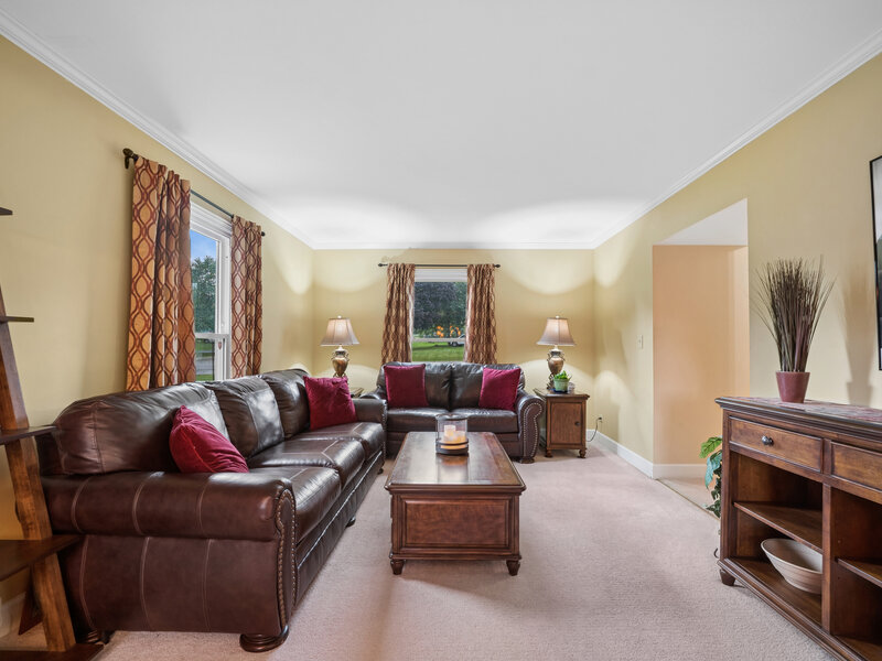 11 Howard Avenue Elgin IL 60124