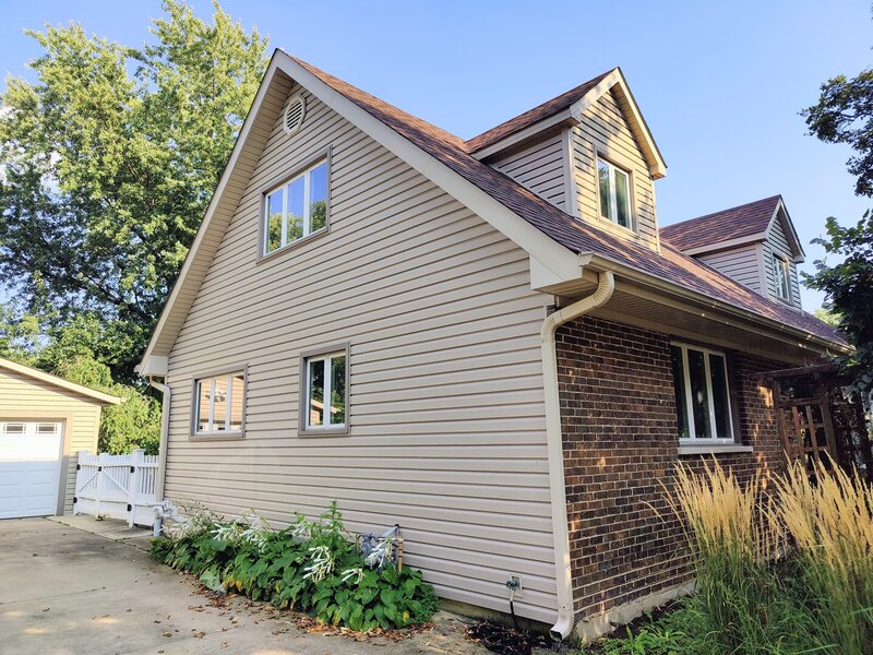 1937 Nottingham Lane Wheaton IL 60189