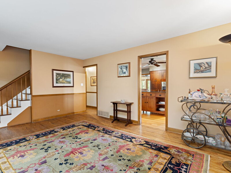 1937 Nottingham Lane Wheaton IL 60189