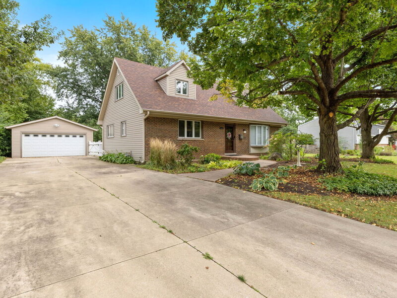 1937 Nottingham Lane Wheaton IL 60189