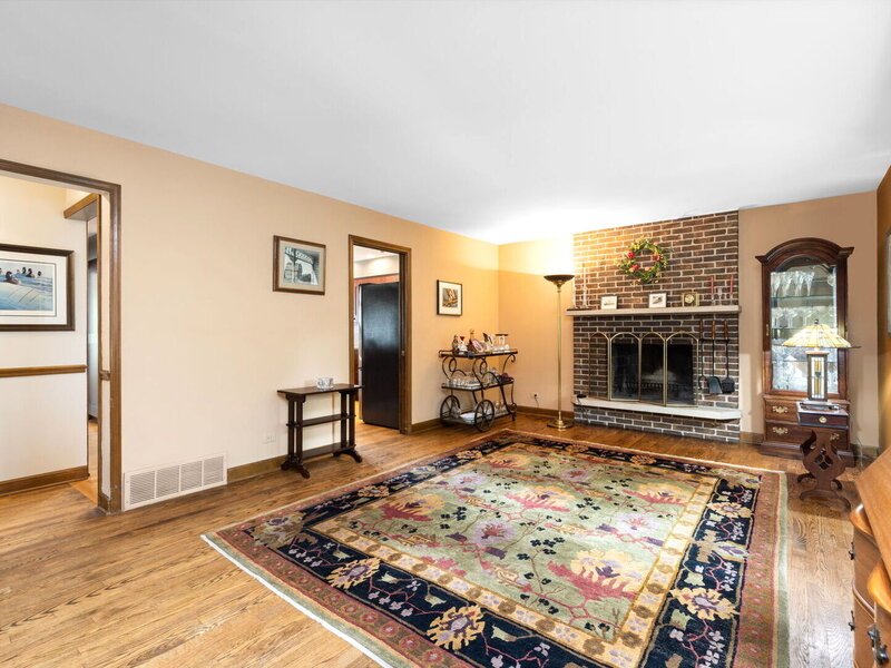 1937 Nottingham Lane Wheaton IL 60189