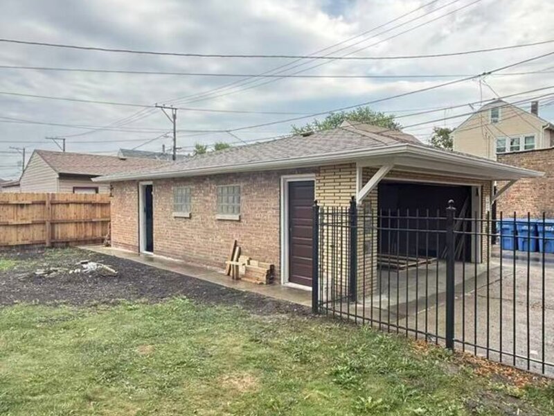 4559 S California Avenue Chicago IL 60632