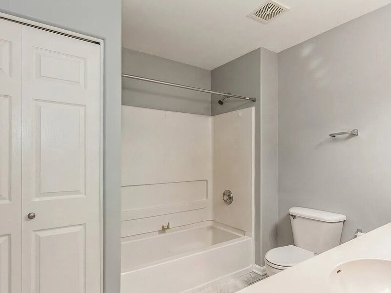 9411 Fountain Point Circle Darien IL 60561