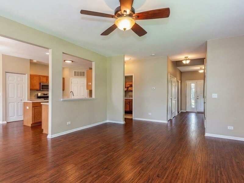 9411 Fountain Point Circle Darien IL 60561