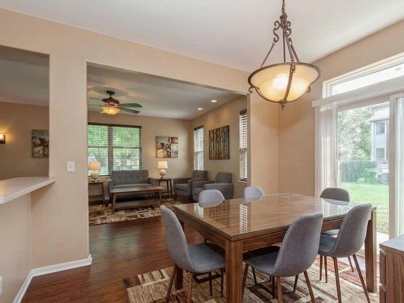 9411 Fountain Point Circle Darien IL 60561