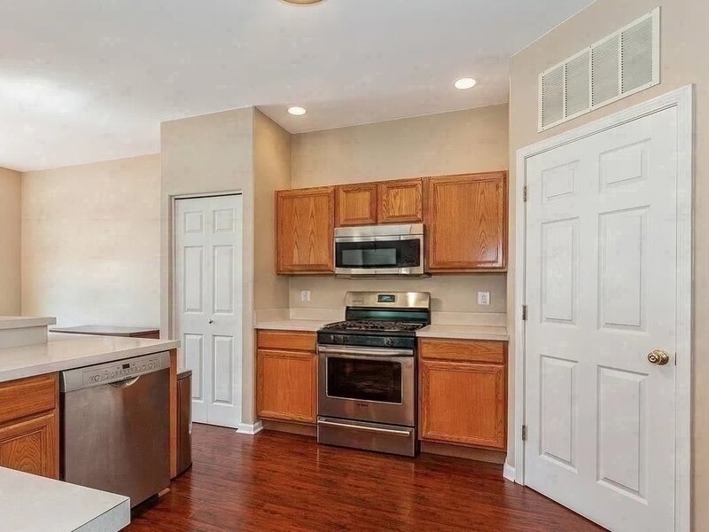 9411 Fountain Point Circle Darien IL 60561