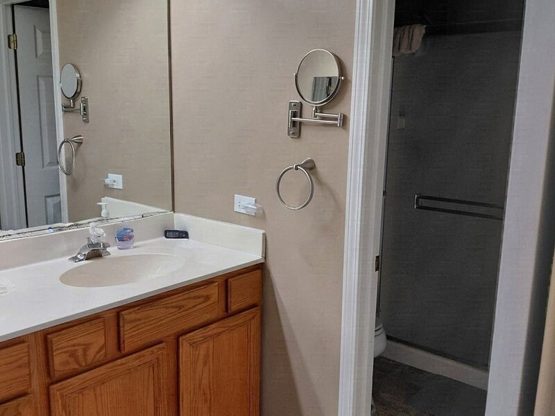 9411 Fountain Point Circle Darien IL 60561