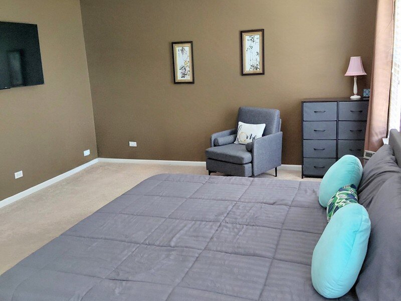 9411 Fountain Point Circle Darien IL 60561