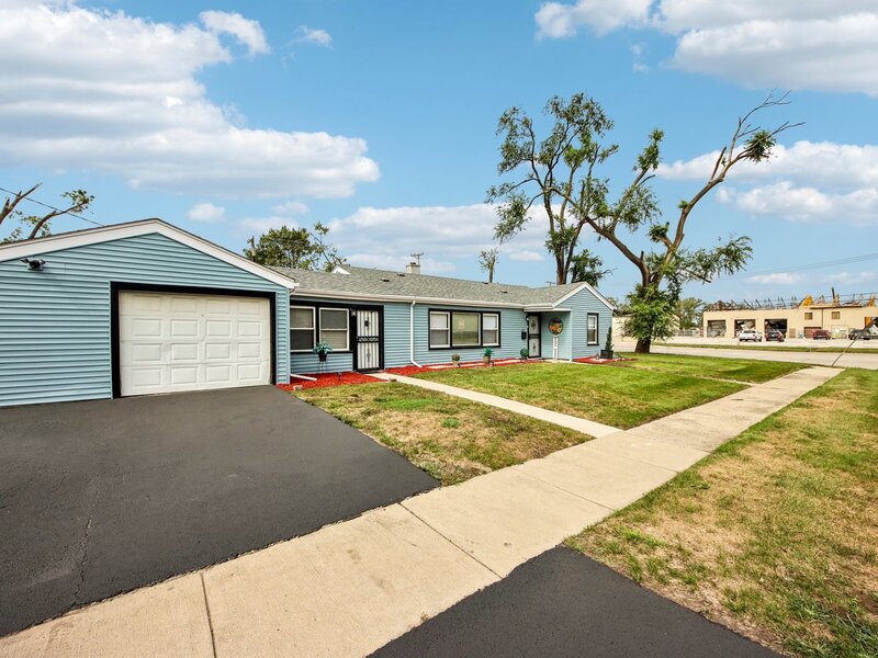 2321 167th Street Hazel Crest IL 60429
