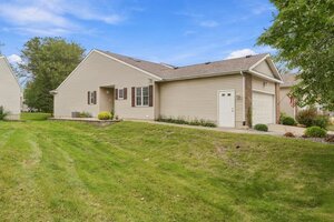 Photo of 3990 Prairie Lane Bettendorf IA 52722