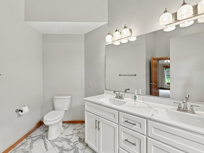 3990 Prairie Lane Bettendorf IA 52722