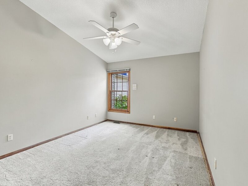 3990 Prairie Lane Bettendorf IA 52722