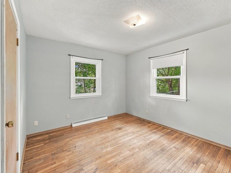 1525 Middle Road Bettendorf IA 52722