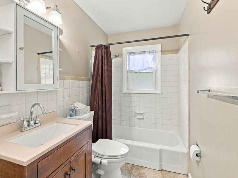 1525 Middle Road Bettendorf IA 52722