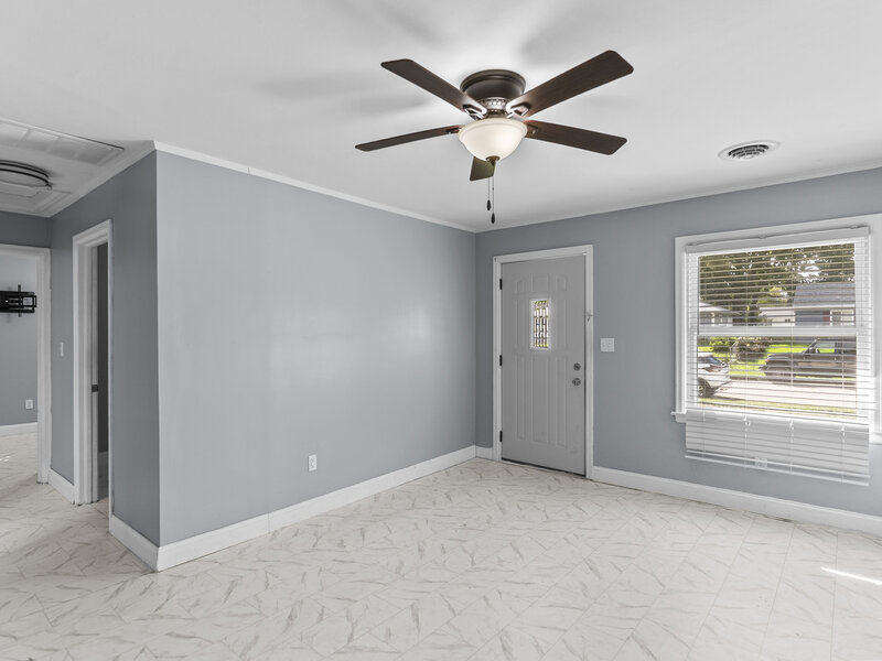 2119 N Nevada Avenue Davenport IA 52804