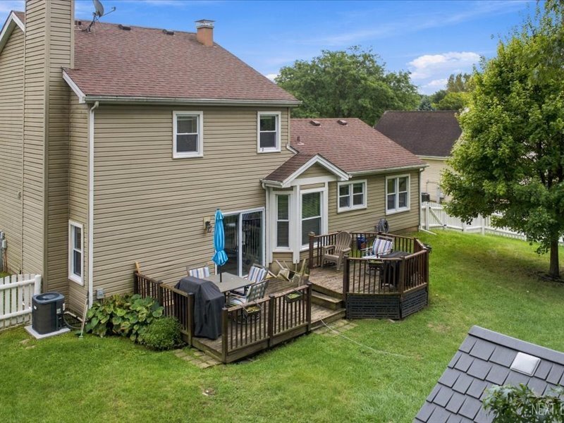 356 Wildwood Drive North Aurora IL 60542