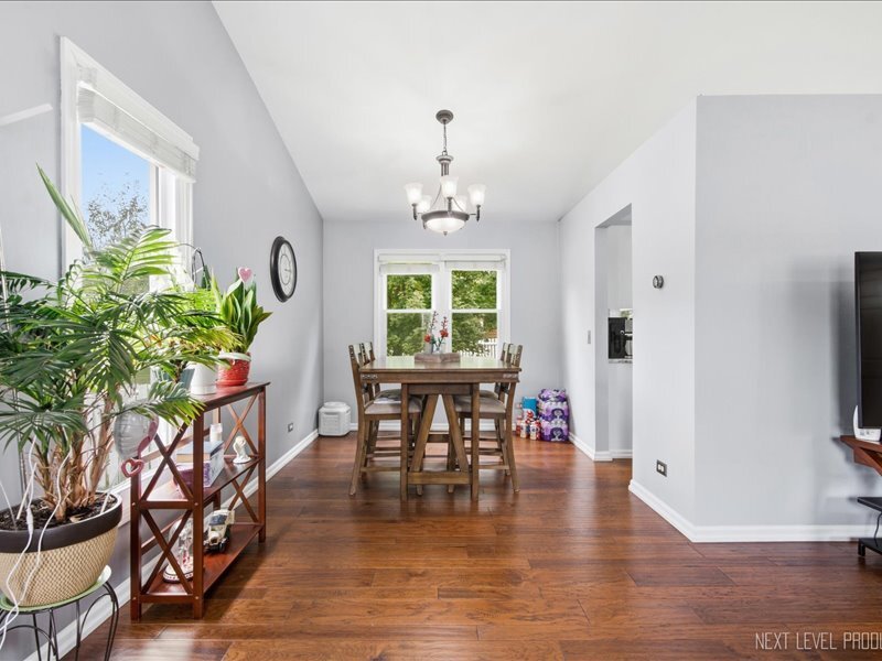 356 Wildwood Drive North Aurora IL 60542
