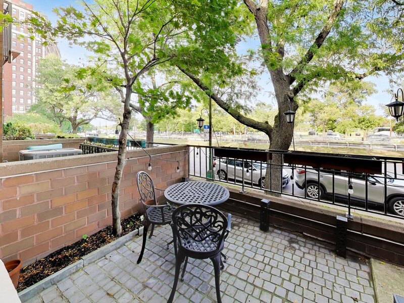 3700 N Lake Shore Drive Chicago IL 60613