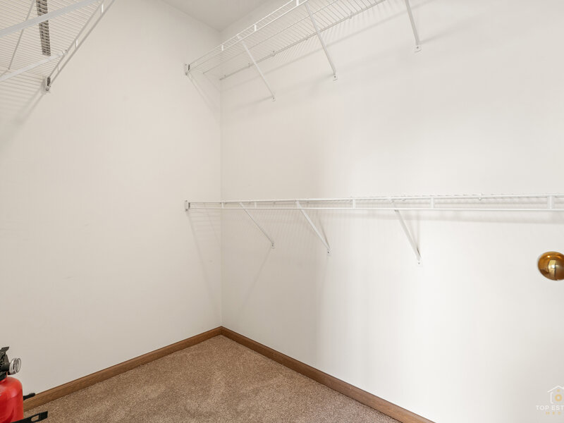 791 Silk Oak Lane Crystal Lake IL 60014