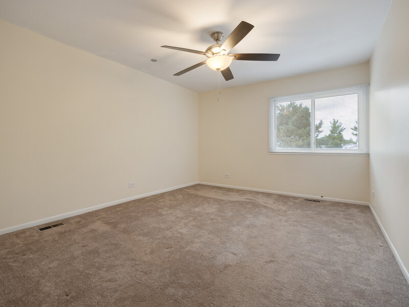 1525 Columbia Court Elk Grove Village IL 60007