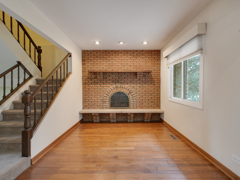 1525 Columbia Court Elk Grove Village IL 60007