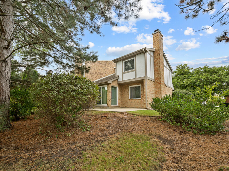 1525 Columbia Court Elk Grove Village IL 60007
