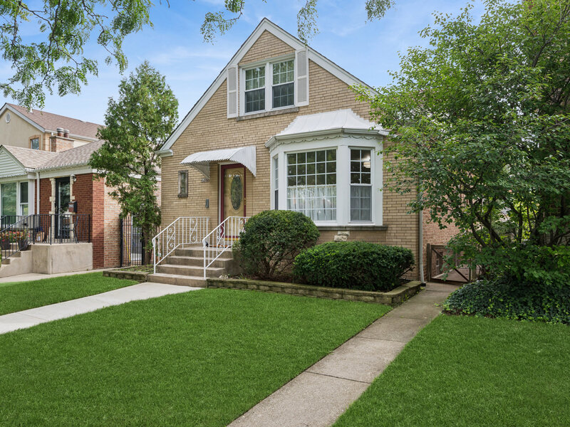 6219 N Kedvale Avenue Chicago IL 60646