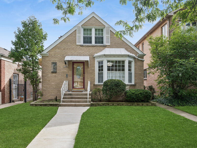 6219 N Kedvale Avenue Chicago IL 60646