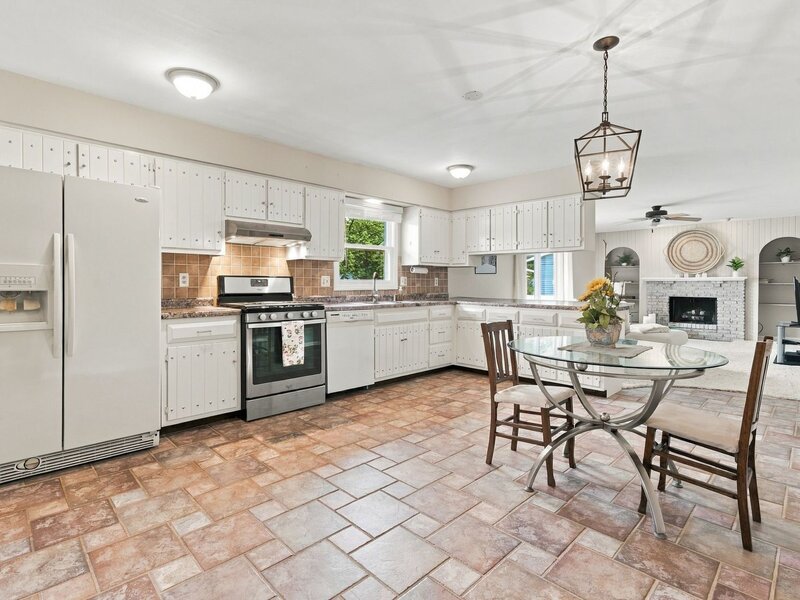 110 Naden Court Yorkville IL 60560