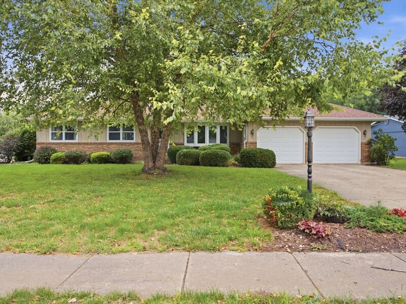 110 Naden Court Yorkville IL 60560